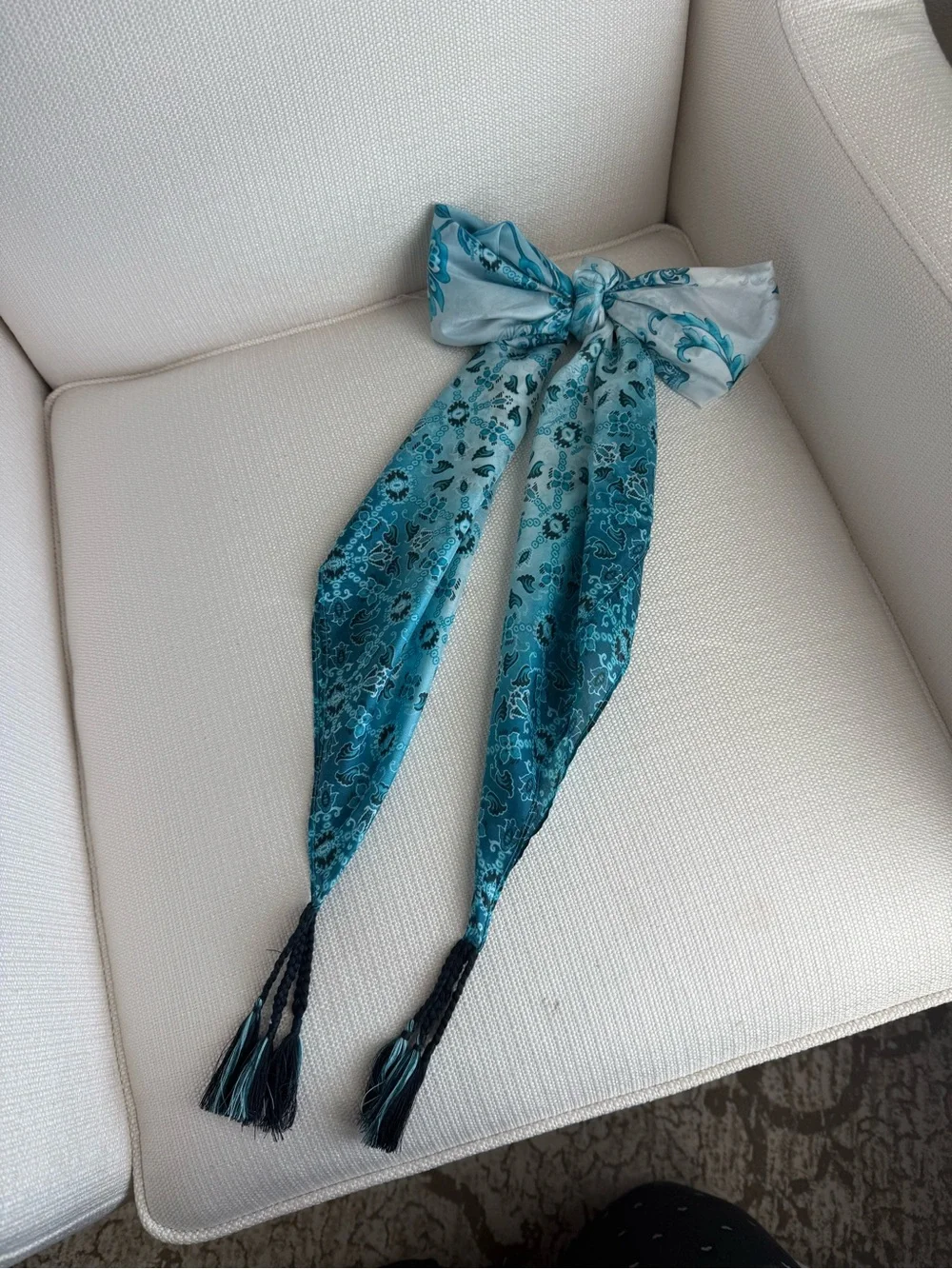 Johnny Was 100% Silk Teal Patterned Scarf with Tassels